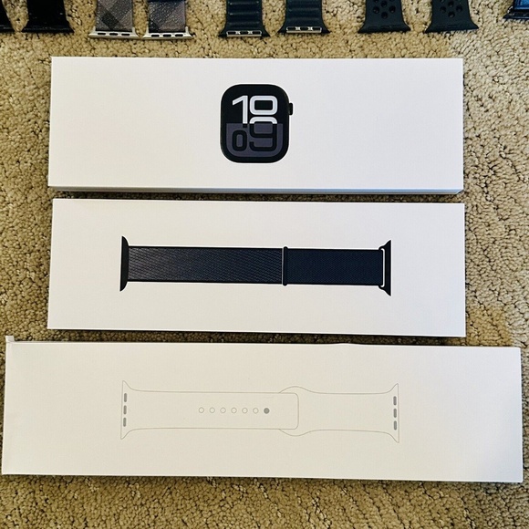 Apple Watch Series 10 [GPS + Cellular 42mm Case] Black Aluminum Case + 7 bands! - Picture 2 of 6
